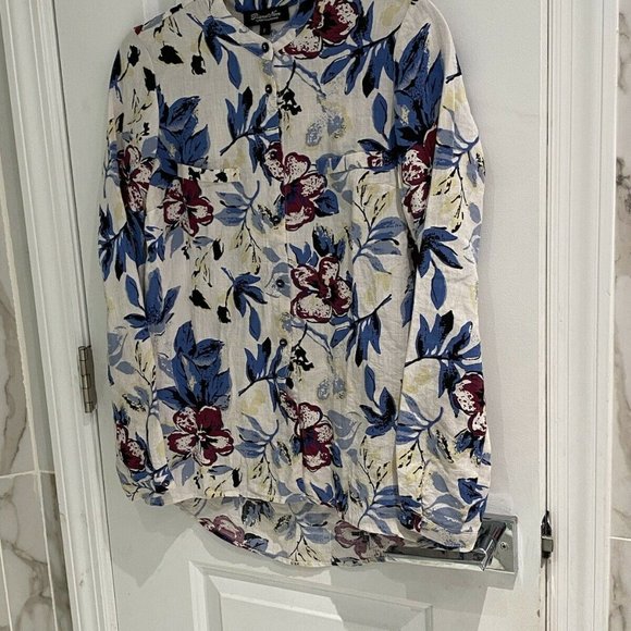 Bianco Nero Women’s Superfine Shirting White Button Down Floral Shirt Size Small - Picture 1 of 11